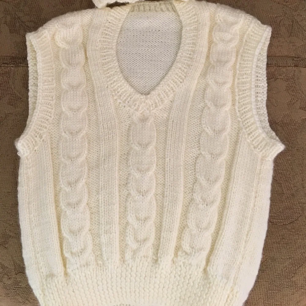 Hand knitted 2pc set